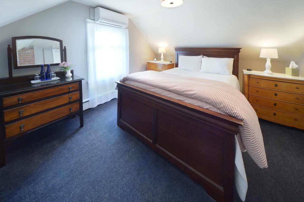 The Springwater Bed And Breakfast Saratoga Springs Exteriör bild