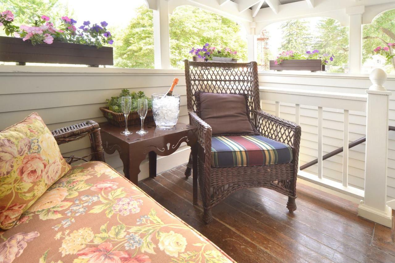 The Springwater Bed And Breakfast Saratoga Springs Exteriör bild