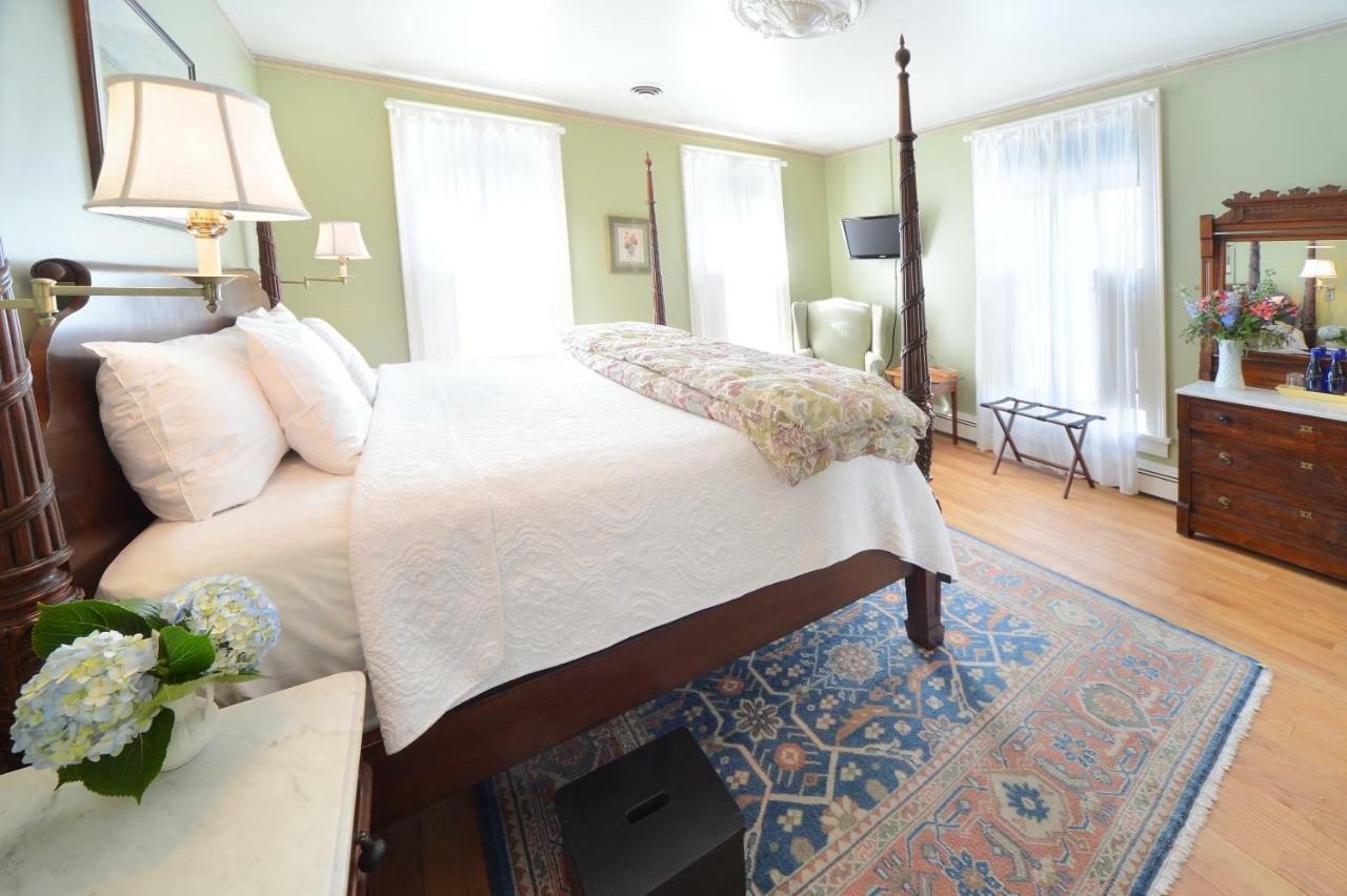 The Springwater Bed And Breakfast Saratoga Springs Exteriör bild