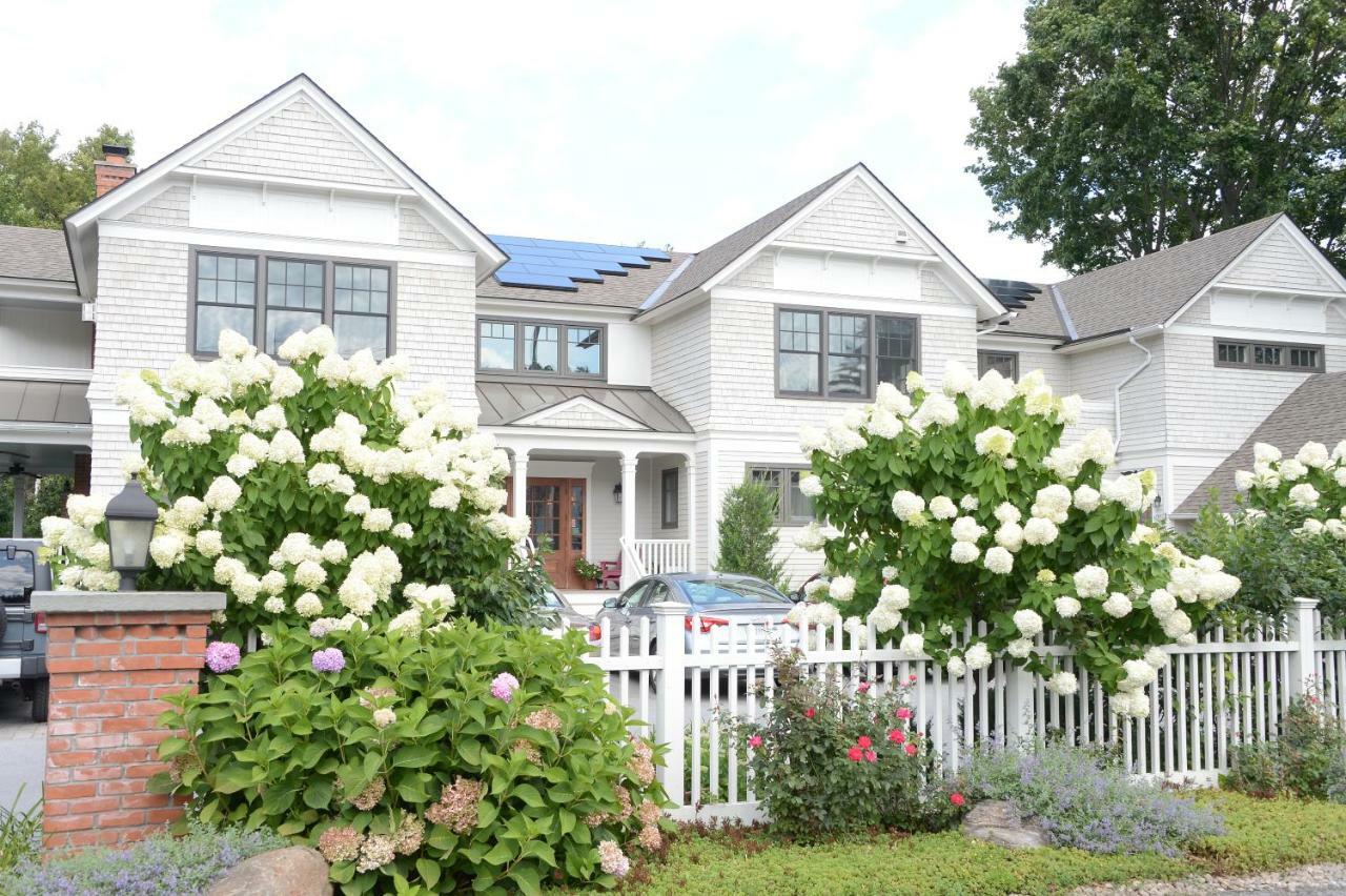 The Springwater Bed And Breakfast Saratoga Springs Exteriör bild