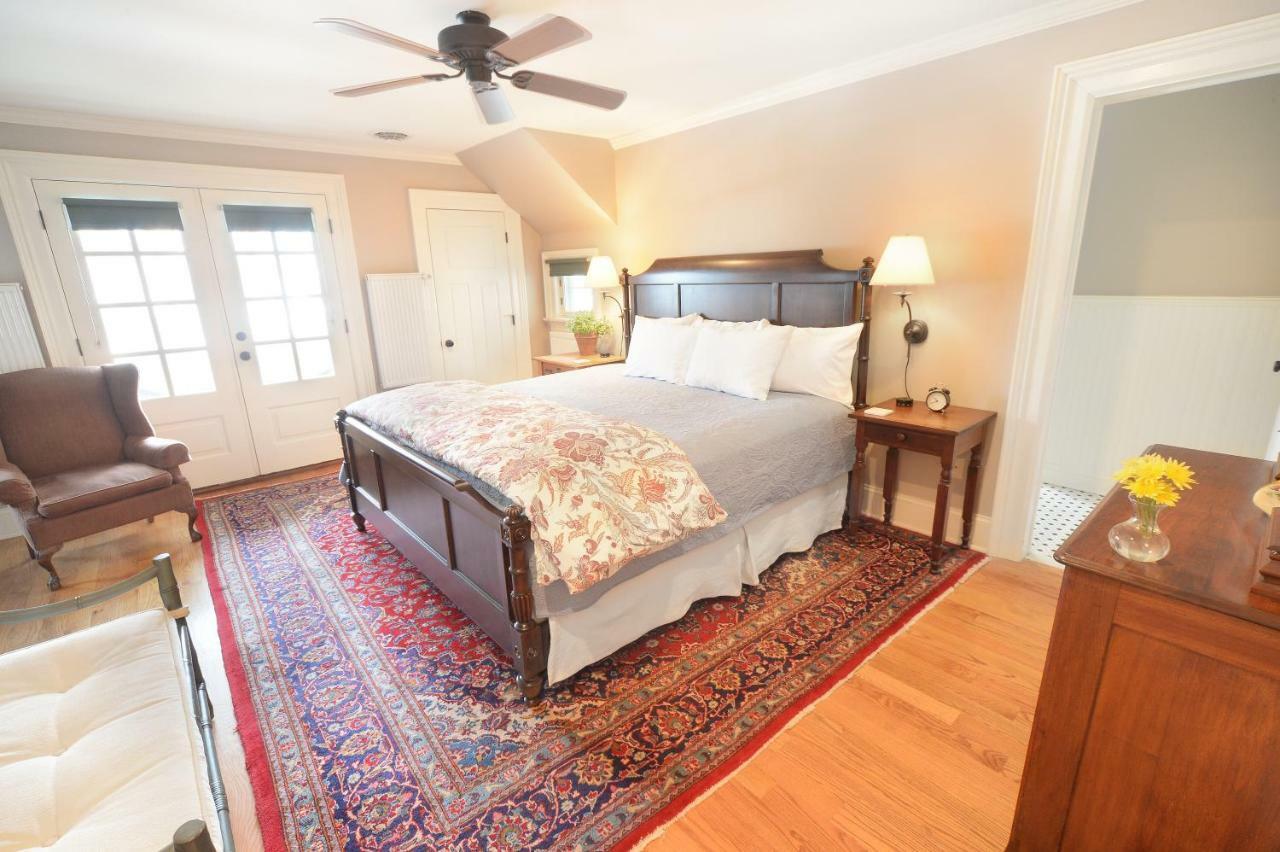 The Springwater Bed And Breakfast Saratoga Springs Exteriör bild