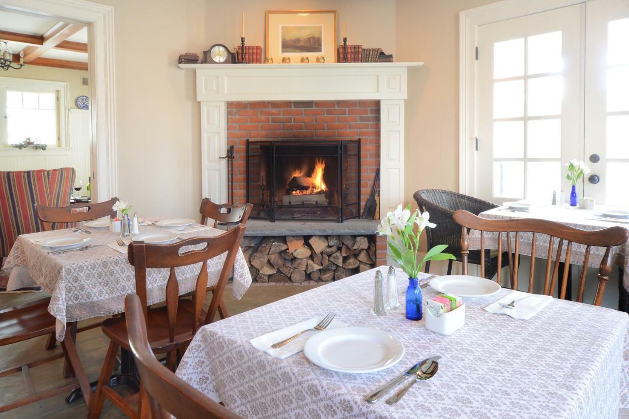 The Springwater Bed And Breakfast Saratoga Springs Exteriör bild