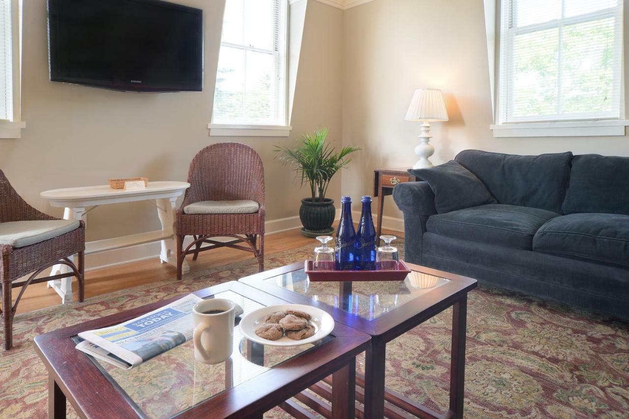 The Springwater Bed And Breakfast Saratoga Springs Exteriör bild