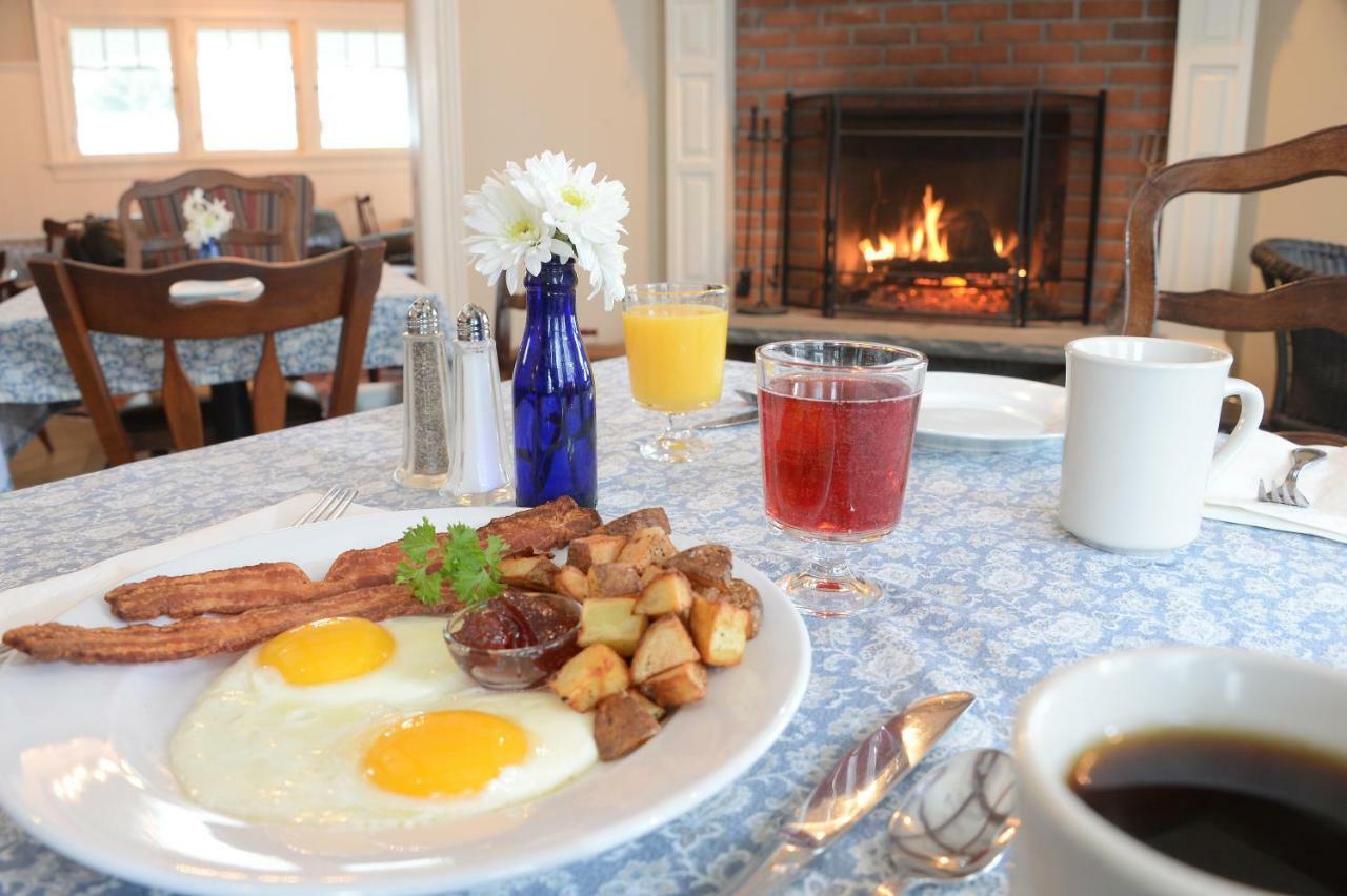 The Springwater Bed And Breakfast Saratoga Springs Exteriör bild